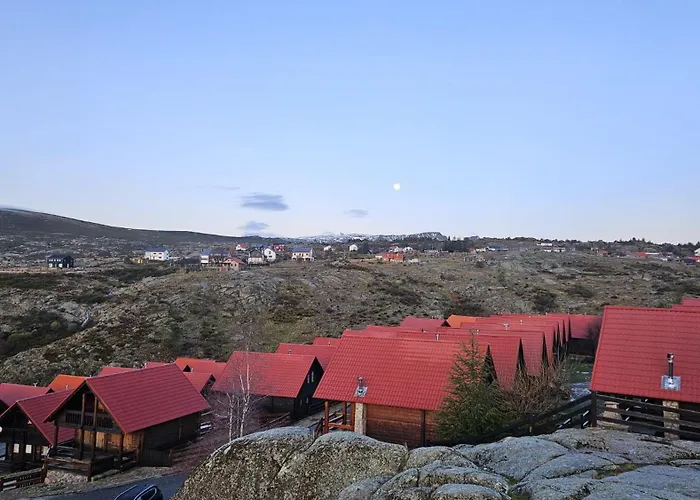 Memórias Da Serra - Serra Da Estrela Penhas Da Saude * Cortes do Meio